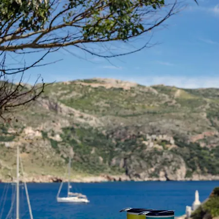 Porto Kale Konukevi 3*